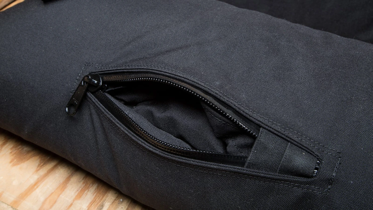 Rogue Feed Sack 4 Rogue Feed Sack - Image 4