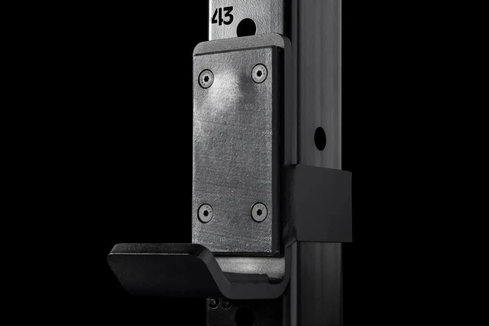 Rogue RML-690C Power Rack 3.0 4 Rogue RML-690C Power Rack 3.0 - Image 4