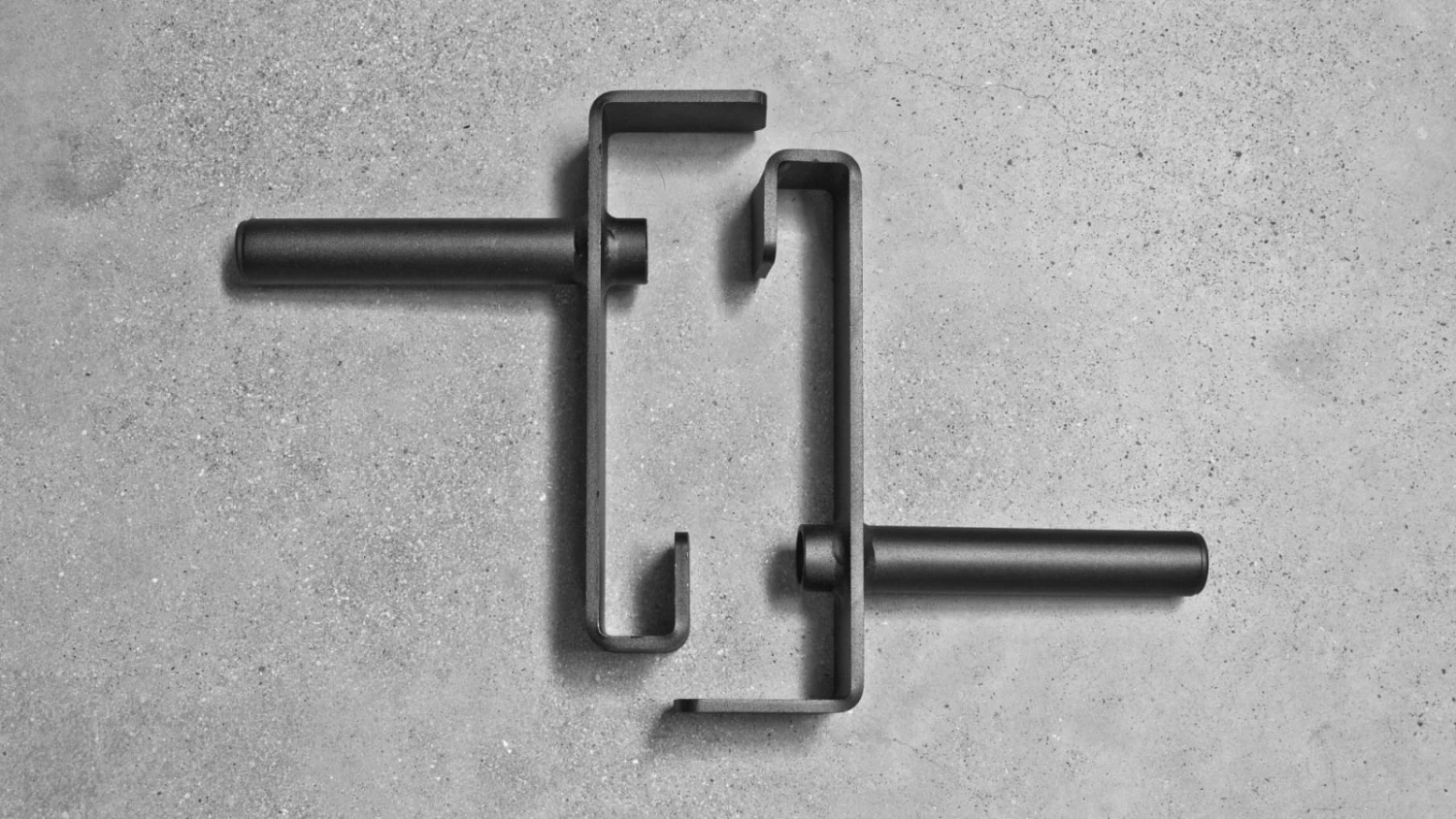 Rogue Neutral Grips 3 Rogue Neutral Grips - Image 3