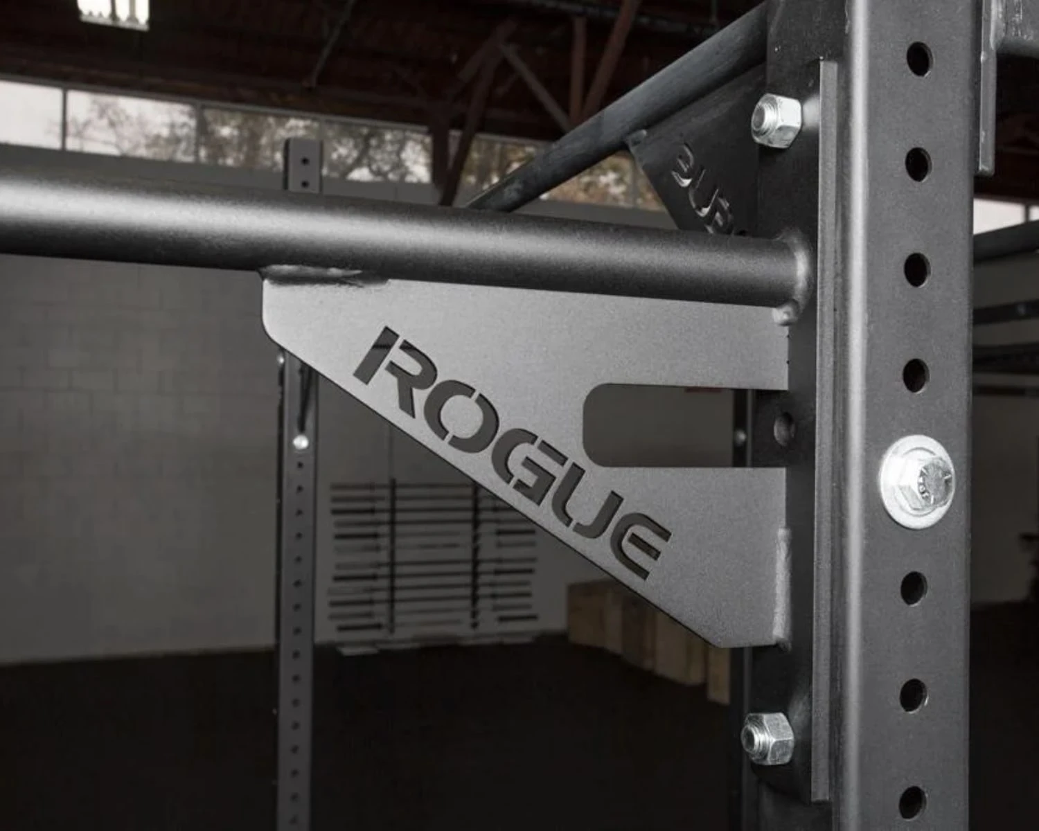 Rogue 70" Single Pull-up Bar 2.0 2 Rogue 70" Single Pull-up Bar 2.0 - Image 2