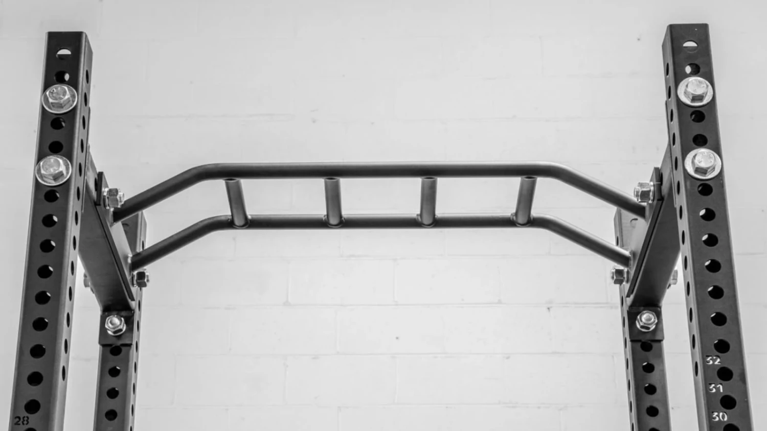 XM-43M Monster Multi Grip Crossmember 1 XM-43M Monster Multi Grip Crossmember