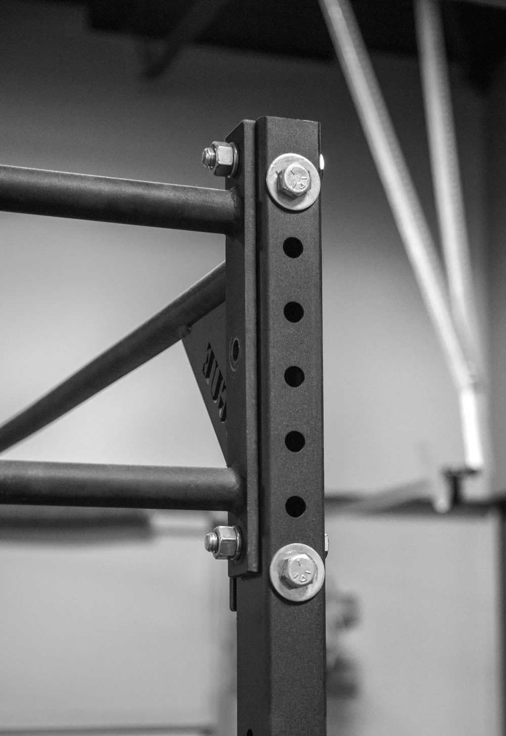 Rogue W-4 - 4' Wall Mount Rig 2 Rogue W-4 - 4' Wall Mount Rig - Image 2